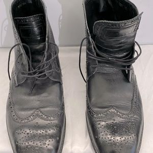 Hard to find Louis Vuitton size 10.5 Original